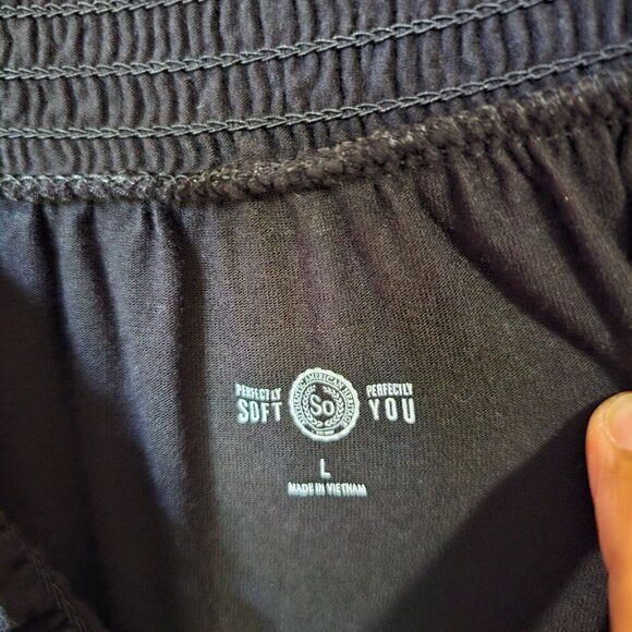 EUC SO BLACK PERFECTLY SOFT OFF SHOULDER ELASTIC SWING STYLE SHORT DRESS SIZE L - Picture 14 of 15